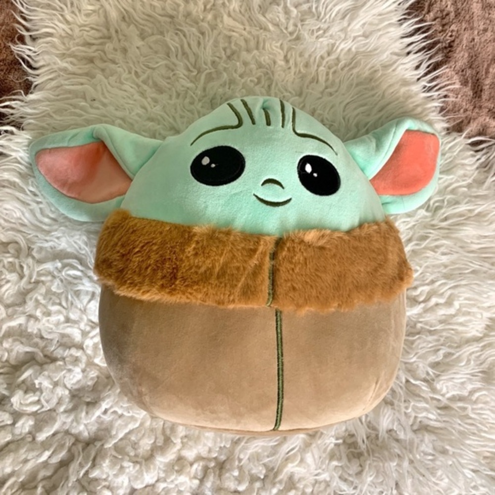 New Squishy Soft Baby Yoda The Child Plush Pillow Toy Collectible